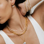 Load image into Gallery viewer, Gold and Pearl Bracelet
